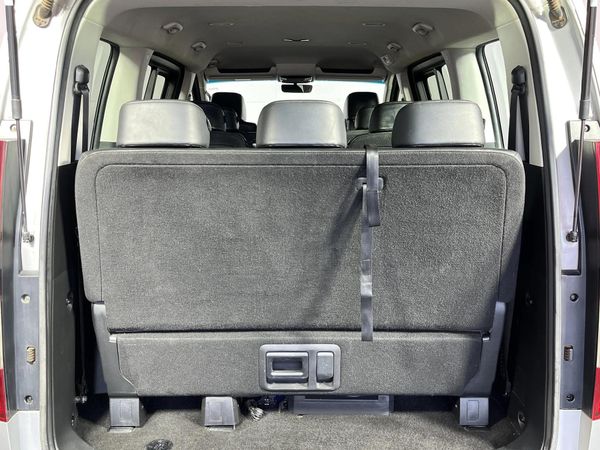 2022-Hyundai-Staria-22d-Executive-Auto-11-Seat image:13