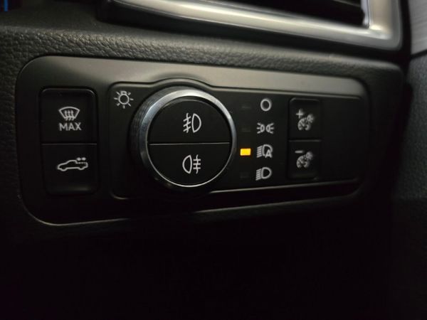 2025-Volkswagen-Amarok-30-TDI-V6-184kW-4Motion-Aventura-Auto-Double-Cab image:26