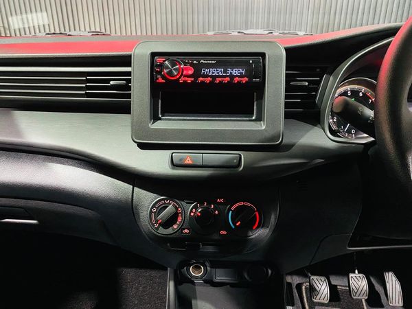 2026-Suzuki-Ertiga-15-GA-Manual-Petrol image:11