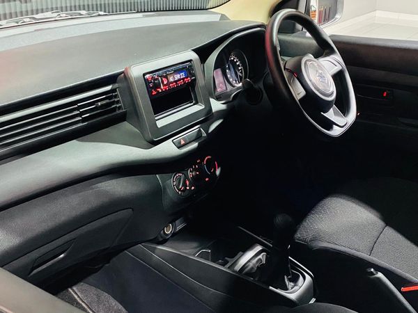2026-Suzuki-Ertiga-15-GA-Manual-Petrol image:12