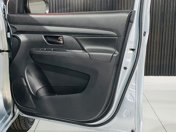 2026-Suzuki-Ertiga-15-GA-Manual-Petrol image:6