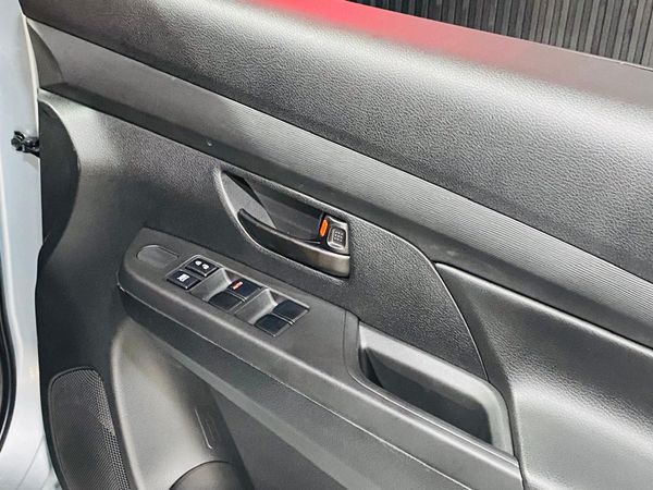 2026-Suzuki-Ertiga-15-GA-Manual-Petrol image:7