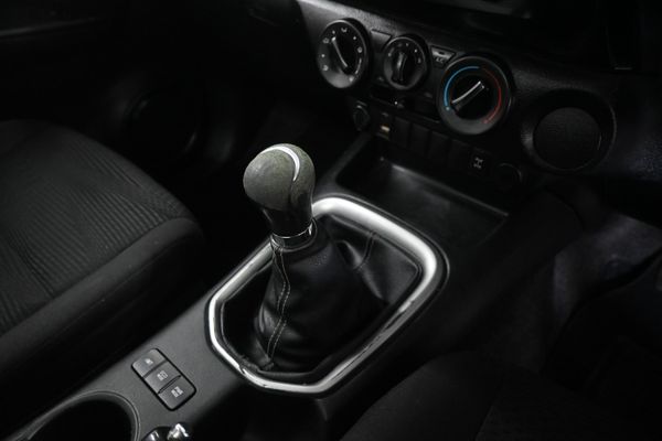 2016-Toyota-Hilux-28-GD-6-Raised-Body-Raider-Single-Cab image:11
