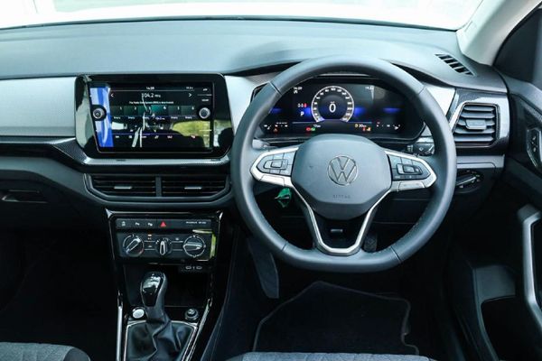 2026-Volkswagen-T-Cross-10-TSI-Life-Auto image:17