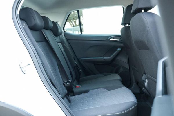 2026-Volkswagen-T-Cross-10-TSI-Life-Auto image:19