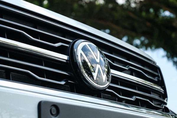 2026-Volkswagen-T-Cross-10-TSI-Life-Auto image:5