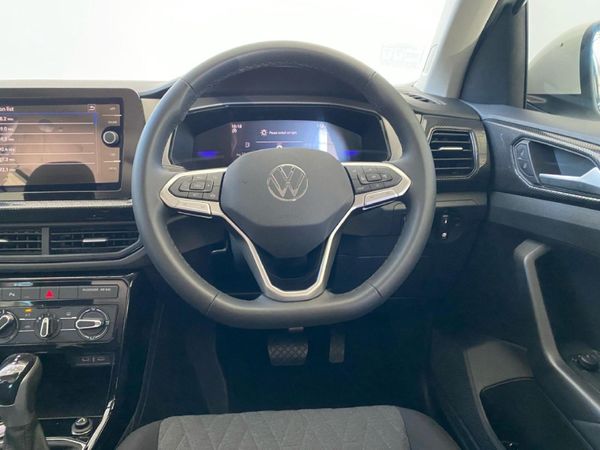 2025-Volkswagen-T-Cross-10-TSI-Life-Auto image:13