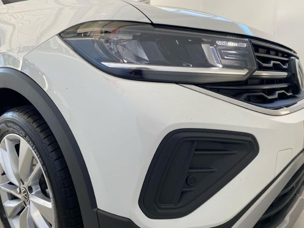 2025-Volkswagen-T-Cross-10-TSI-Life-Auto image:24