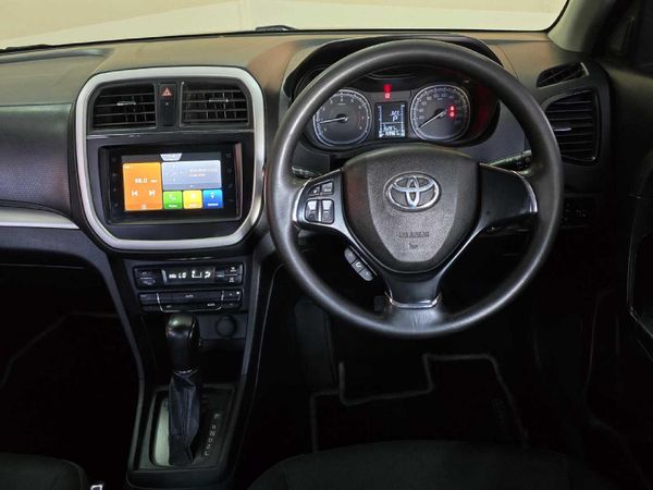 2022-Toyota-Urban-Cruiser-15-Xs-Auto image:13