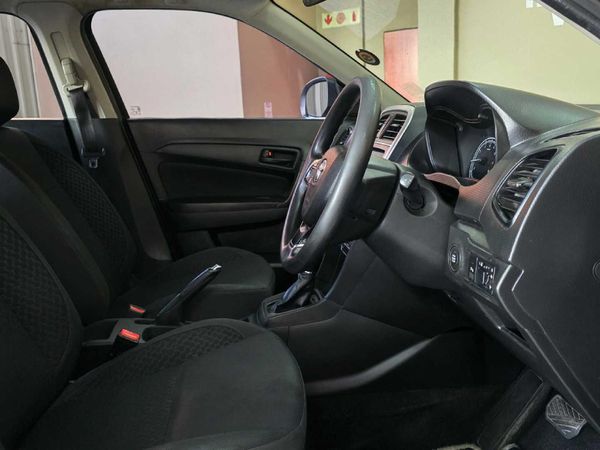 2022-Toyota-Urban-Cruiser-15-Xs-Auto image:16