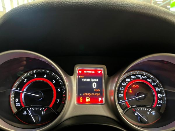 2017-Dodge-Journey-36-V6-RT-Auto image:10
