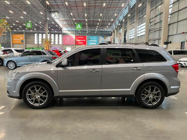2017-Dodge-Journey-36-V6-RT-Auto image:5