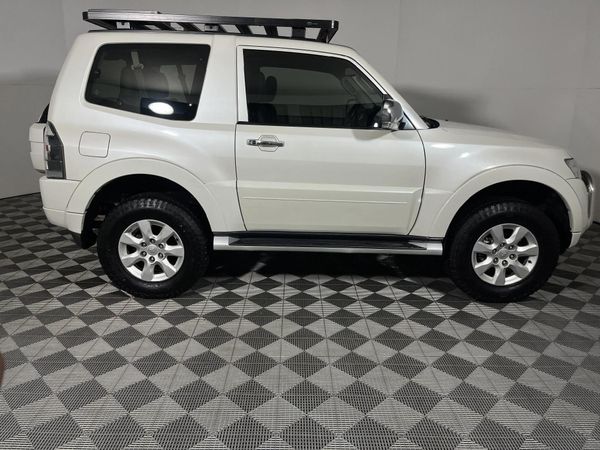 2013-Mitsubishi-Pajero-32-Di-Dc-GLS-SWB-Auto image:13