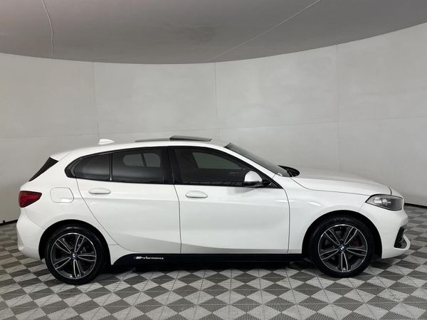 2021-BMW-1-Series-118i image:15