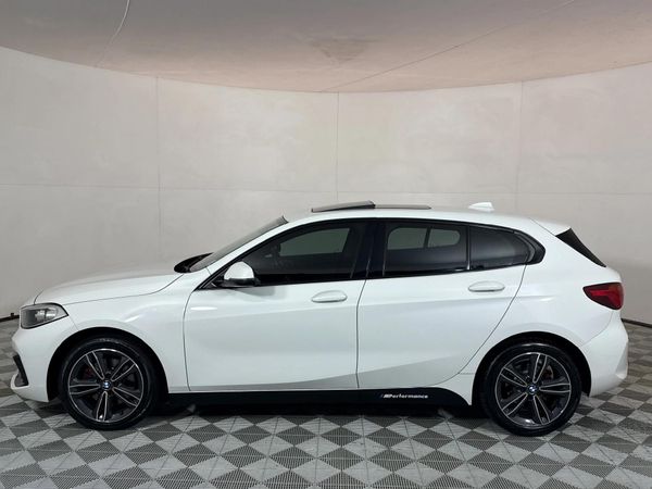2021-BMW-1-Series-118i image:17