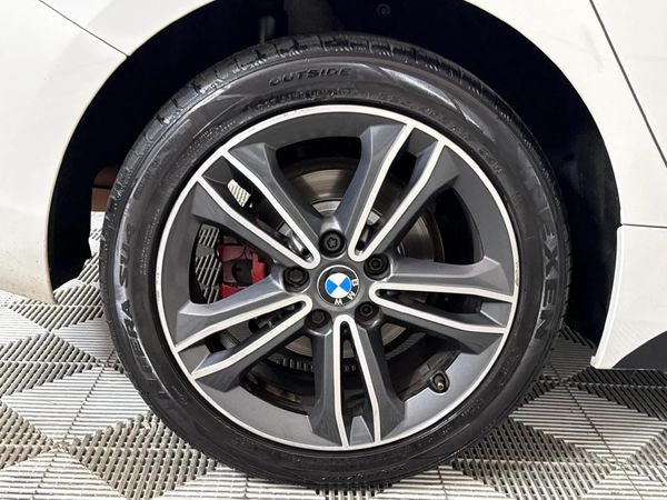 2021-BMW-1-Series-118i image:7