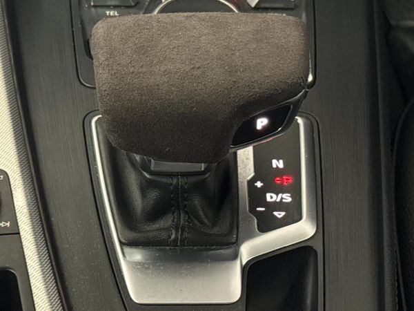 2017-Audi-A4-20-TDI-Design-Auto image:10