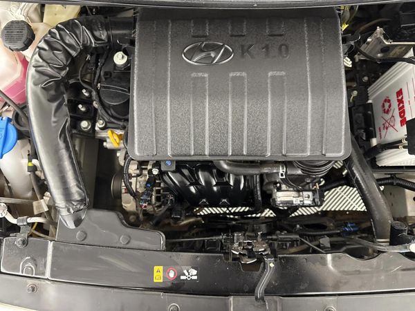 2023-Hyundai-Grand-i10-10-Fluid image:12