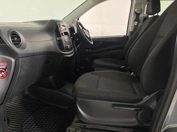 2019-Mercedes-Benz-Vito-116-22-CDI-Tourer-Pro-Auto image:8