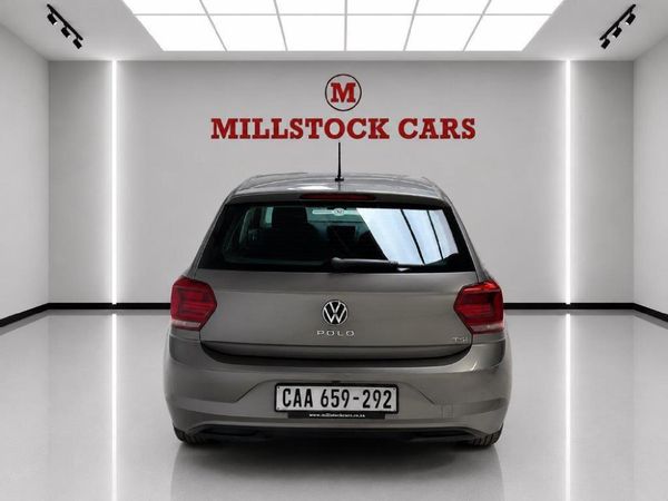 2021-Volkswagen-Polo-10-TSI-Trendline image:3