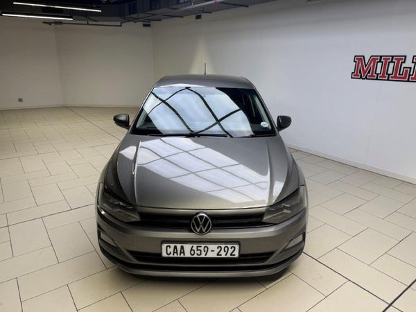 2021-Volkswagen-Polo-10-TSI-Trendline image:6