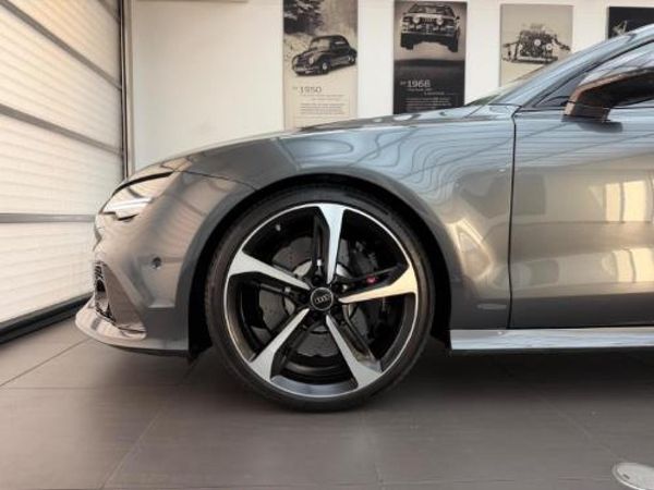 2019-Audi-RS7-quattro-Auto-412kW image:3