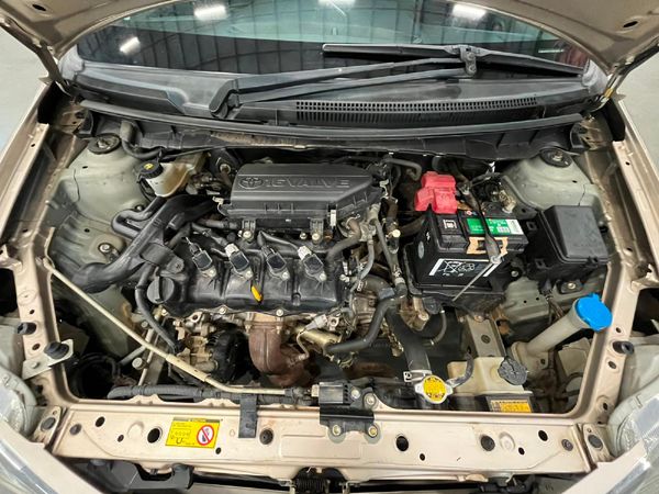 2013-Toyota-Etios-15-XS-5-dr image:12