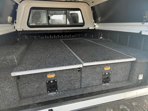 2023-Toyota-Hilux-24-GD-6-Raised-Body-Raider-Double-Cab image:9