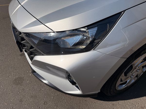 2022-Hyundai-i20-14-Motion-Auto image:21