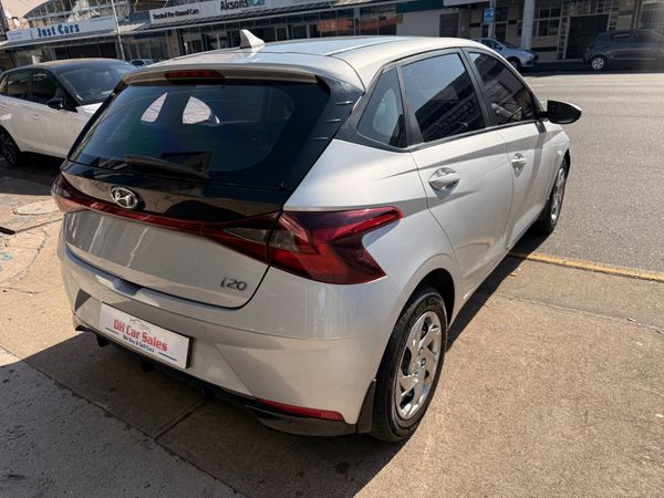 2022-Hyundai-i20-14-Motion-Auto image:3