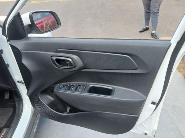 2025-Hyundai-Exter-12-Premium-Auto image:7