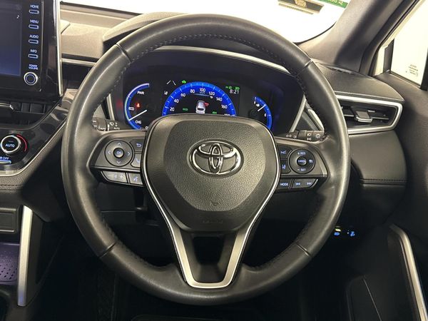 2025-Toyota-Corolla-Cross-18-XR-Hybrid image:12