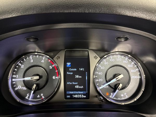 2021-Toyota-Hilux-24-GD-6-Raider-4x4-Auto-Single-Cab image:1