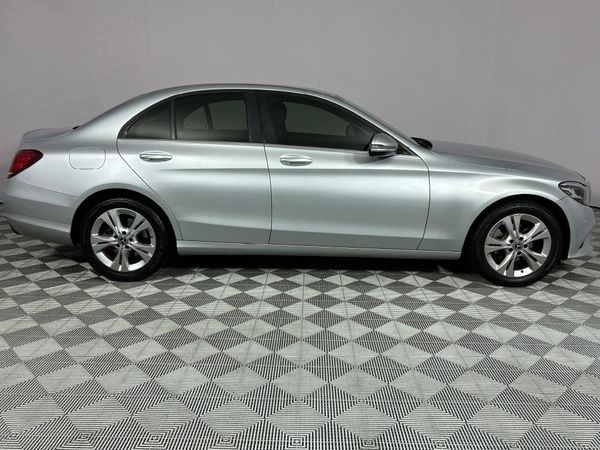 2019-Mercedes-Benz-C-Class-C-180-Auto image:17