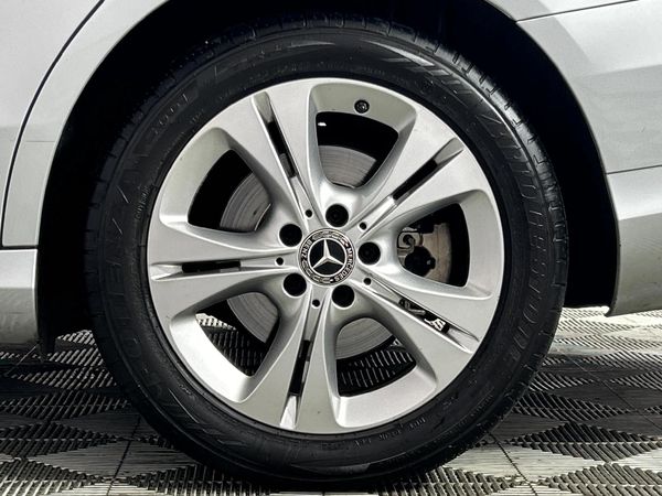 2019-Mercedes-Benz-C-Class-C-180-Auto image:6