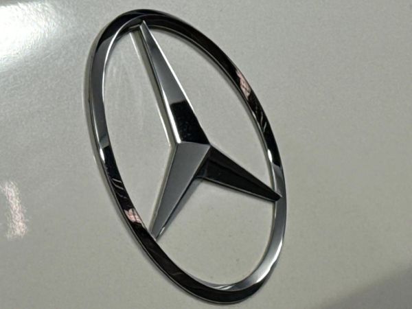 2015-Mercedes-Benz-GLE-500-4Matic image:10