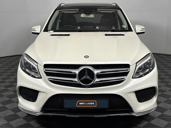 2015-Mercedes-Benz-GLE-500-4Matic image:13