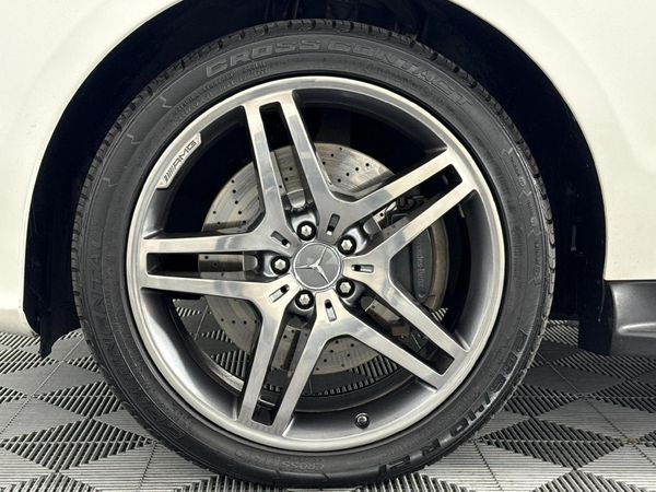 2015-Mercedes-Benz-GLE-500-4Matic image:4