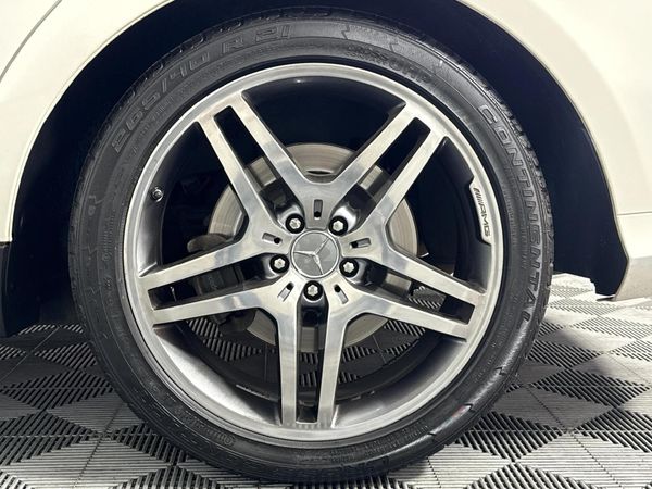 2015-Mercedes-Benz-GLE-500-4Matic image:6