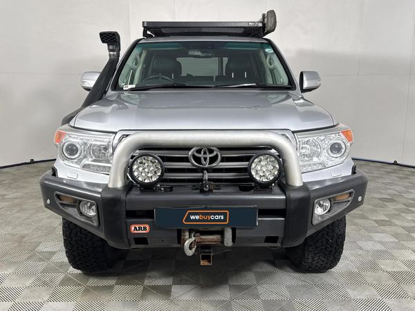 2014-Toyota-Land-Cruiser-200-45-D-V8-VX-Auto image:12