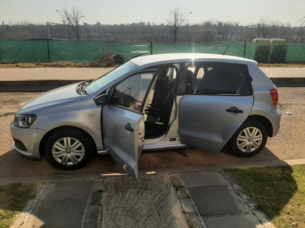 2018-Volkswagen-Polo-Vivo-14-Trendline-5-dr image:15