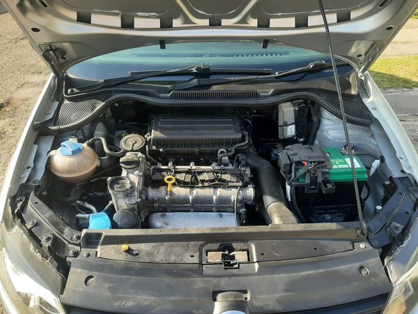 2018-Volkswagen-Polo-Vivo-14-Trendline-5-dr image:4