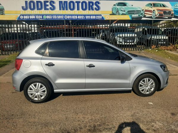 2018-Volkswagen-Polo-Vivo-14-Trendline-5-dr image:7