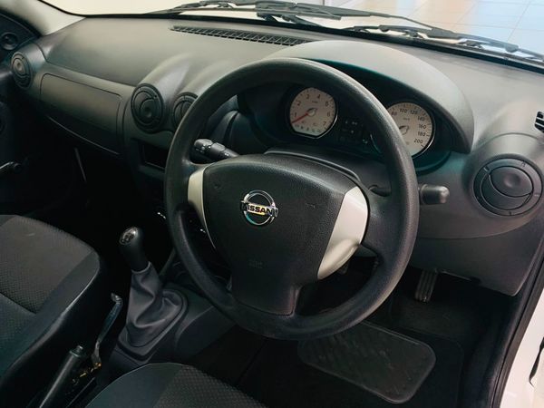 2023-Nissan-NP200-16-AC-Safety-Pack image:3