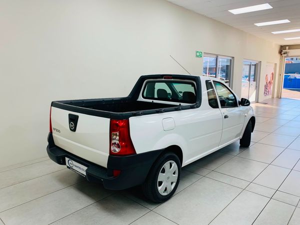 2023-Nissan-NP200-16-AC-Safety-Pack image:6