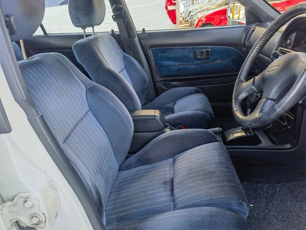 1993-Toyota-Corolla-180i-GSE-Auto image:18