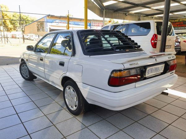 1993-Toyota-Corolla-180i-GSE-Auto image:1