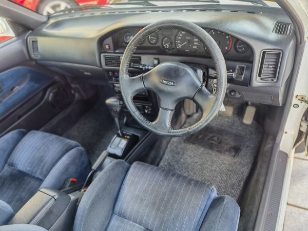 1993-Toyota-Corolla-180i-GSE-Auto image:19