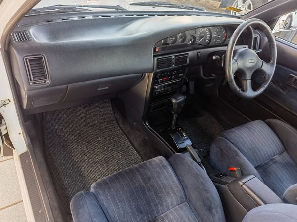 1993-Toyota-Corolla-180i-GSE-Auto image:24