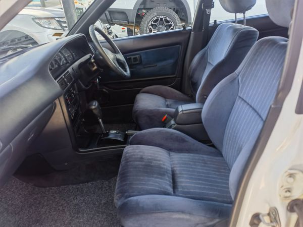 1993-Toyota-Corolla-180i-GSE-Auto image:25